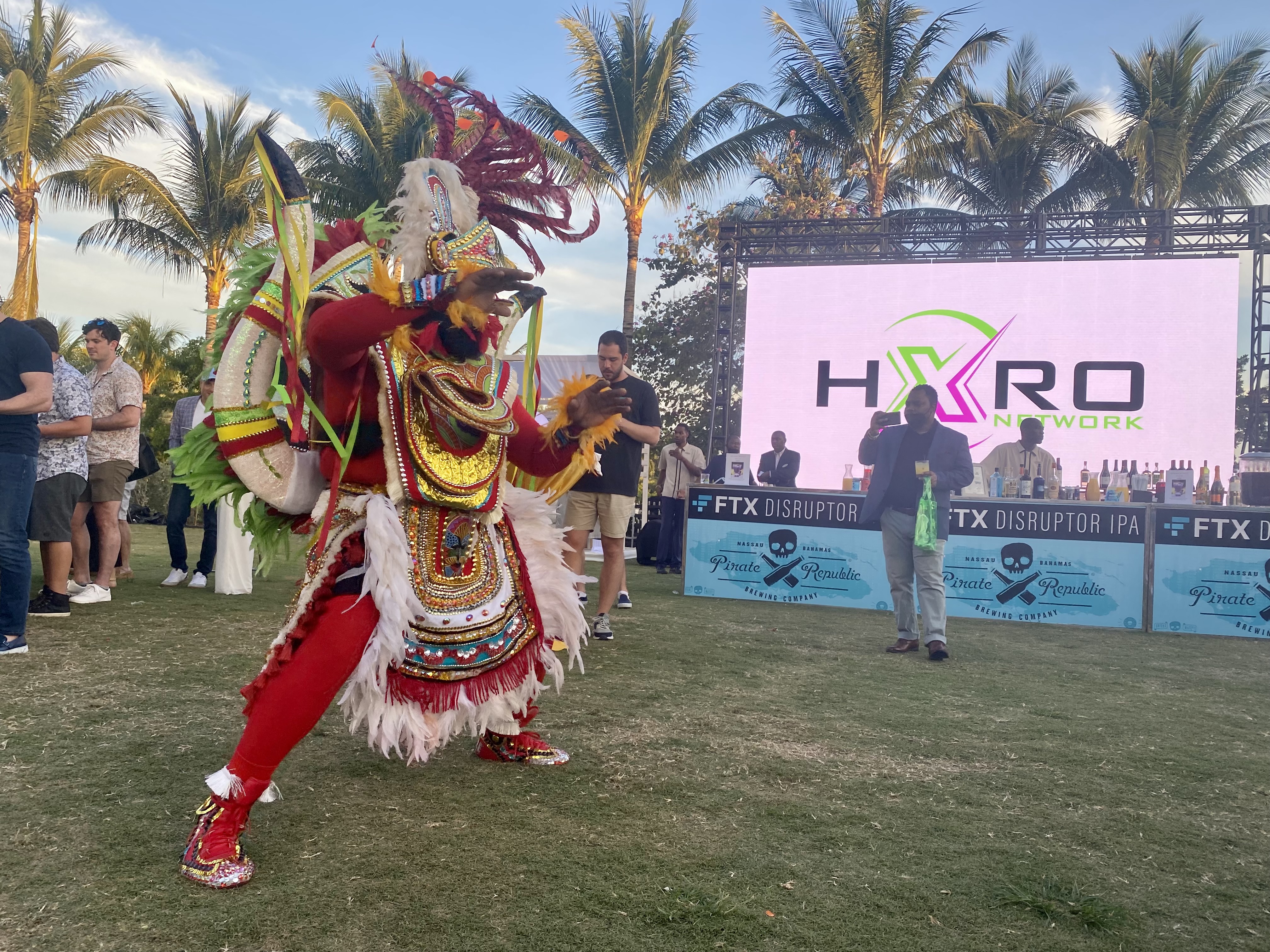 Boomer Bankers Bow to Blockchain Billionaires on the Beach in the Bahamas —  The Information