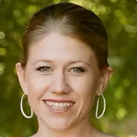 Image of Ellie Mertz